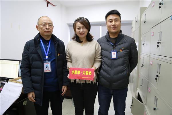 d95295e25fdc448dabf6a4cb6e216ac1.jpg