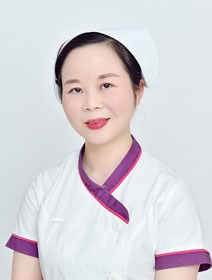 黄　颖