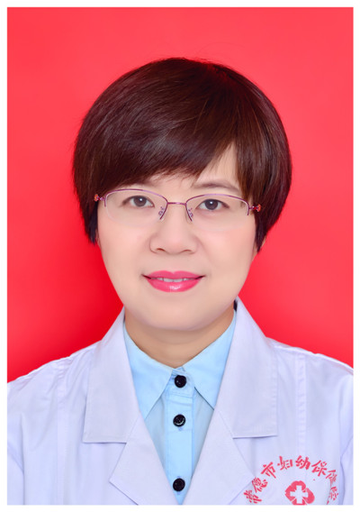 钟晓英.jpg