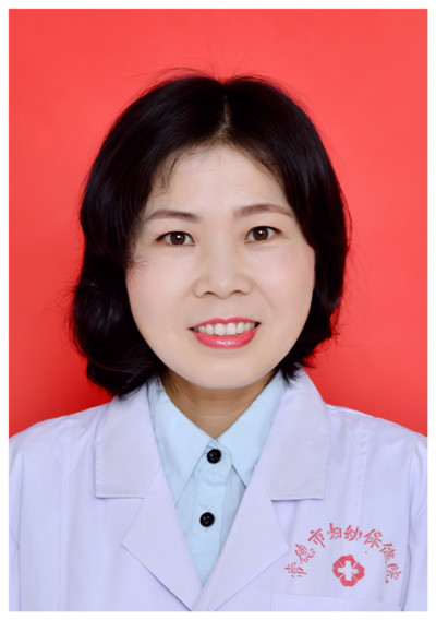 胡雪梅.jpg