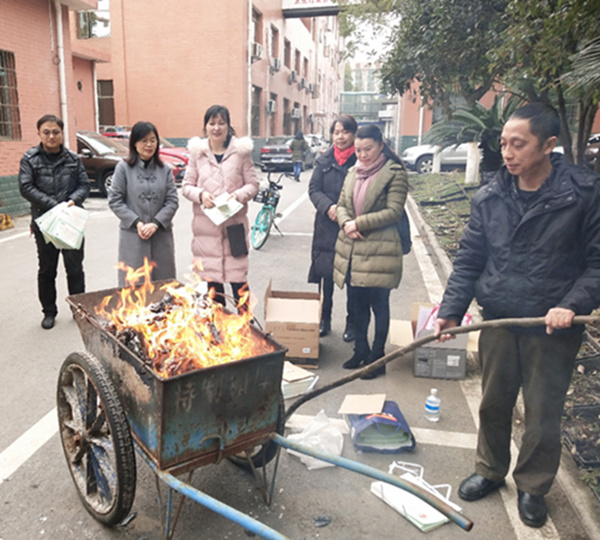qq11111.jpg