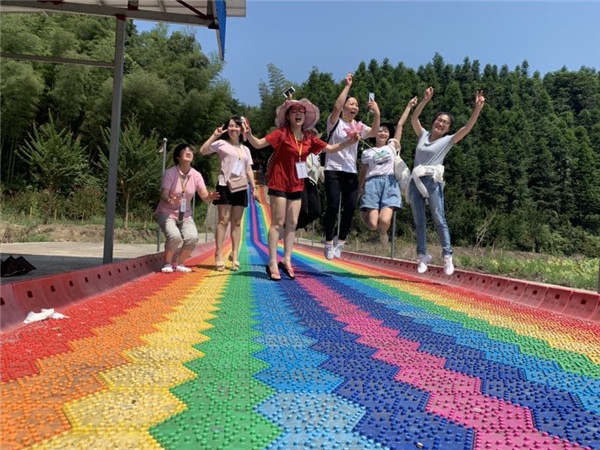 1080724532.jpg